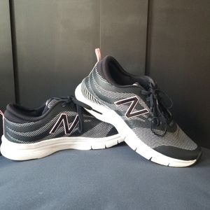 New Balance, Women's size 7 1/2, Running Shoe